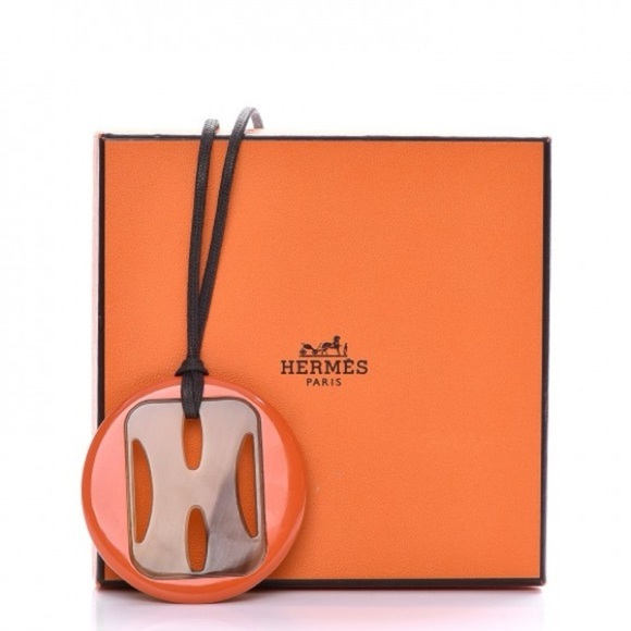 Hermes Jewelry - Reversible Hermes Lift Buffalo Horn Necklace
